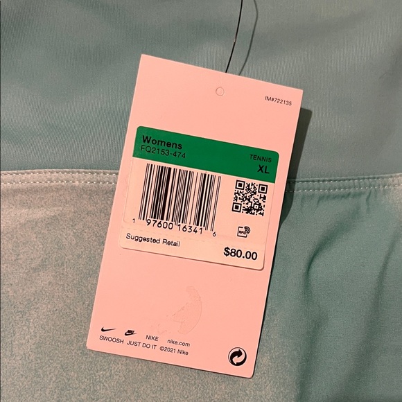 Nike Women's Aqua Skorts Dri Fit size X Large - Picture 2 of 4